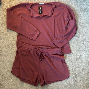 Long sleeve with shorts, light weight knitted pajama set.